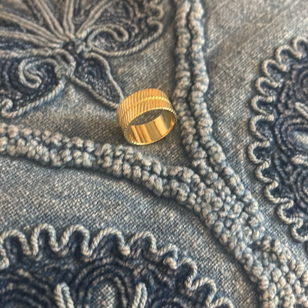 Gorjana Venice Ring Size 7